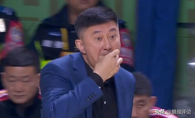 星空体育网页-杜锋：我们上半场限制南京得到了29分 下半场手感回暖掌控主动权