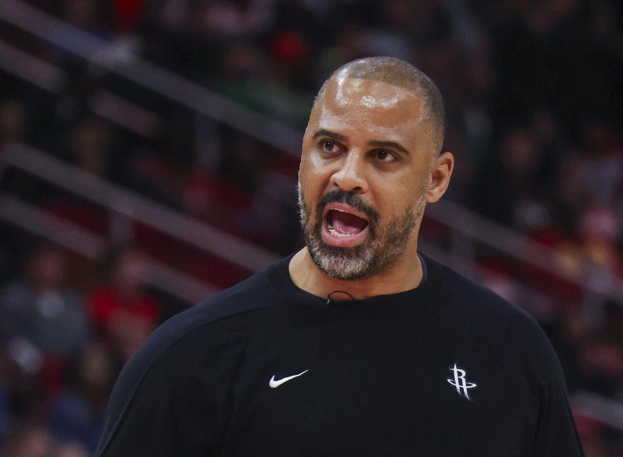 星空体育全站-骂完杜兰特骂申京，乌度卡这是要疯啊！